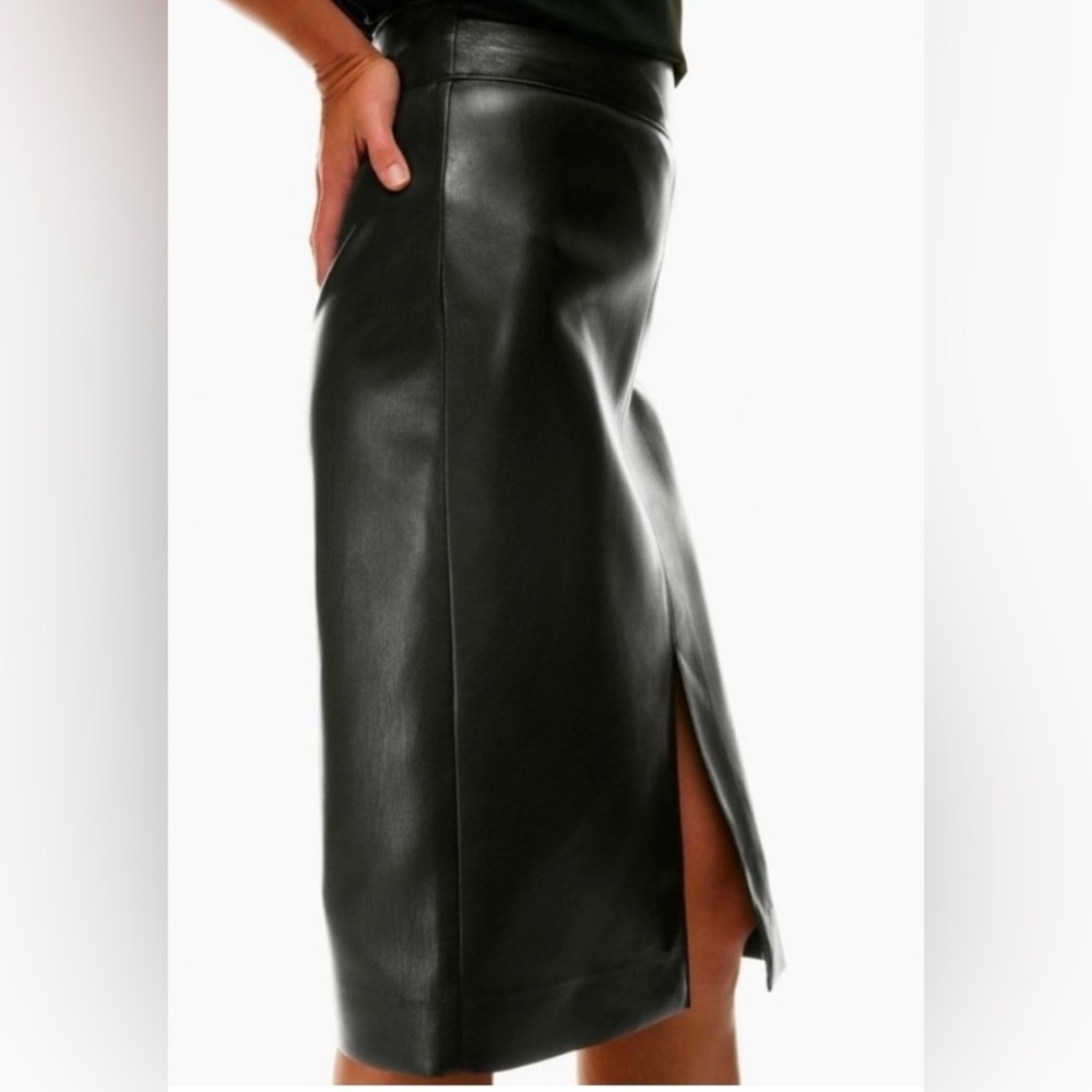 Aritzia vegan leather skirt